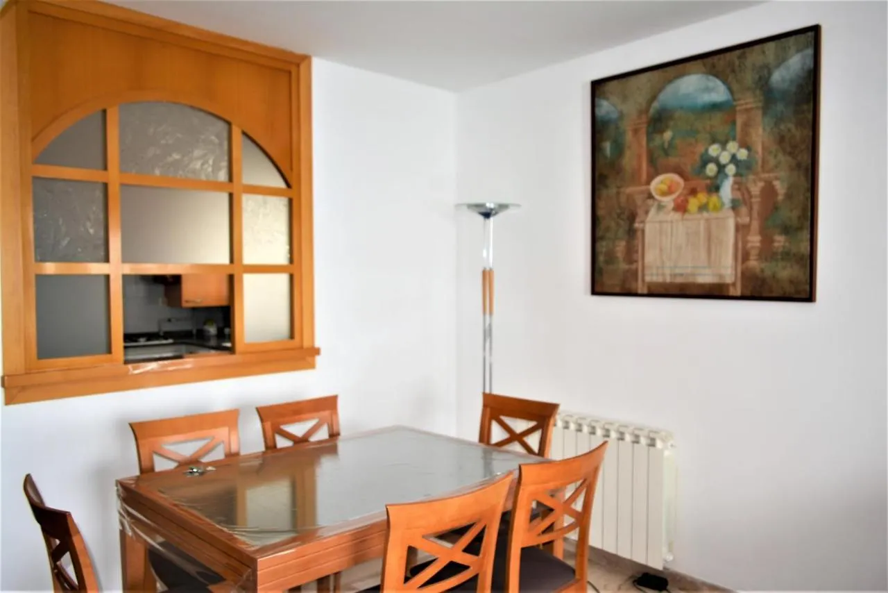 Villa Service-Rodes Calafell Apartman