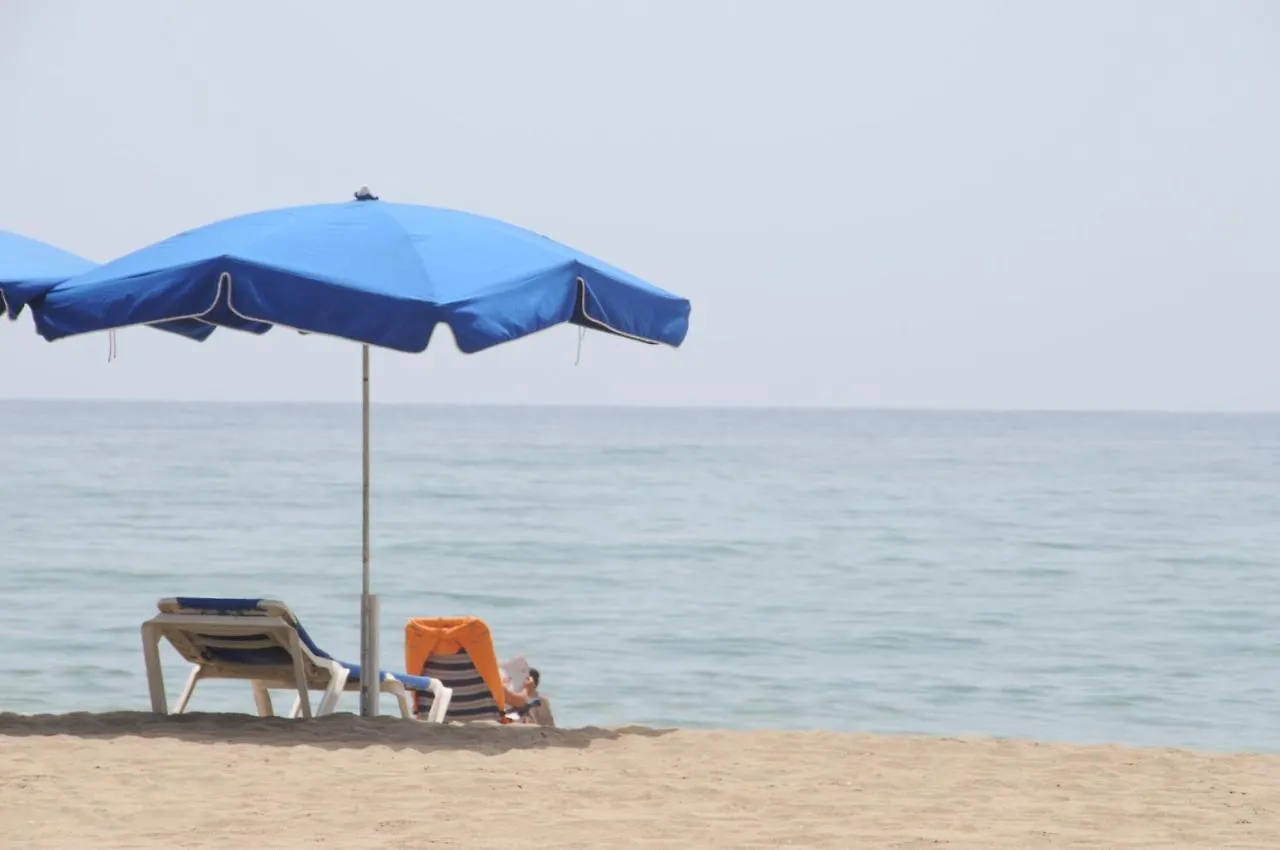 Villa Service-Rodes Calafell Spanyolország